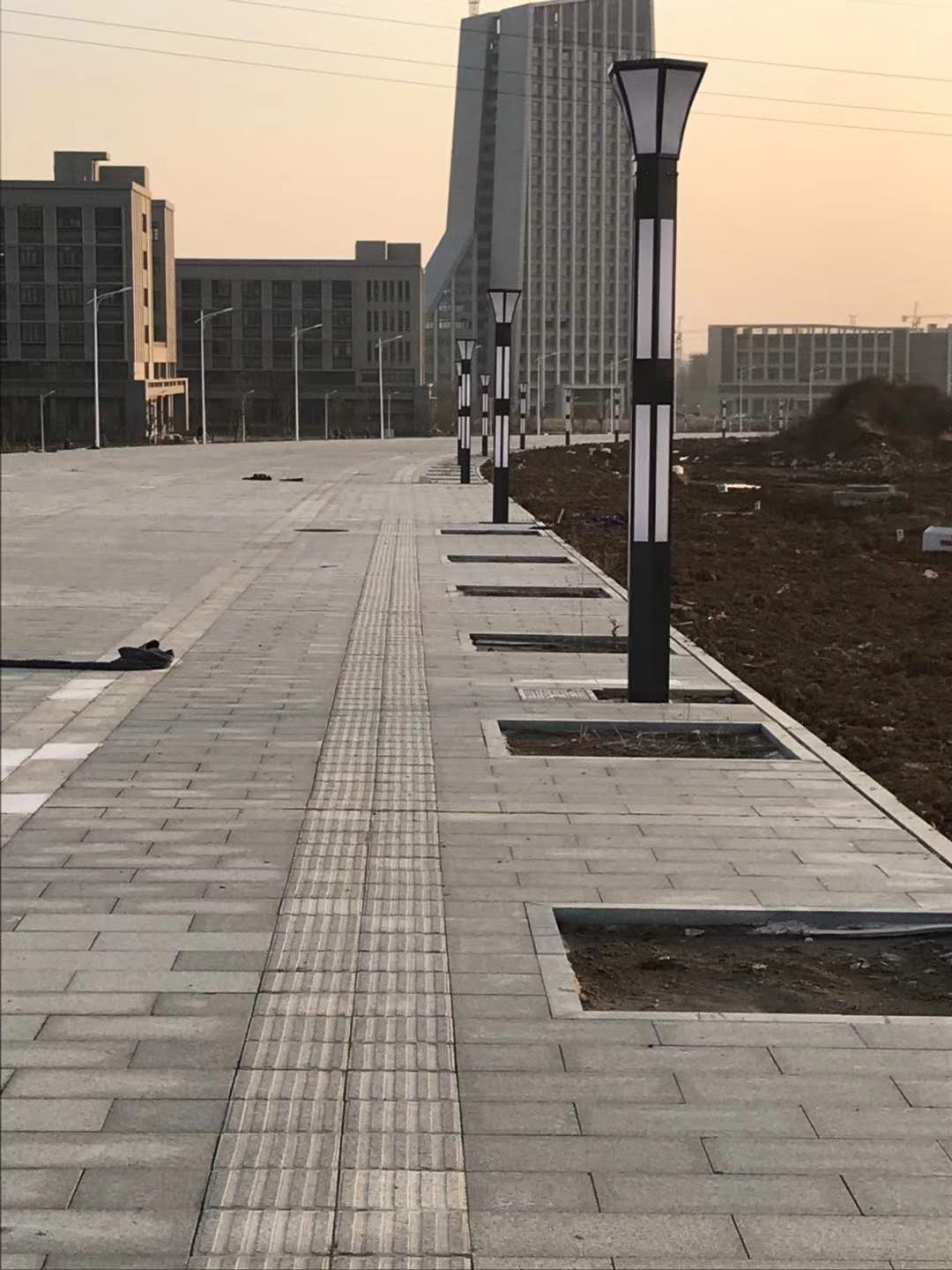 LED路燈、庭院燈、景觀(guān)燈_ led路燈價(jià)格